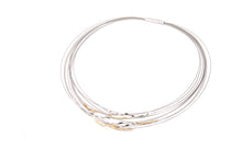 Laden Sie das Bild in den Galerie-Viewer, Gala Design Collier Sonic Square Gold J0152
