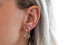 Load image into Gallery viewer, Jwls4u  Oorbellen Star 3D Goldplated JE005G
