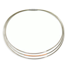 Laden Sie das Bild in den Galerie-Viewer, Gala Design Ketting Tripple Round Rosé-Gold J0023
