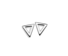 Afbeelding in Gallery-weergave laden, Jwls4u Oorbellen Earstuds Triangle Silver JE003S
