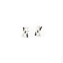 Laden Sie das Bild in den Galerie-Viewer, Yo Design Oorbellen Memo Black T0944
