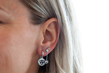 Afbeelding in Gallery-weergave laden, Jwls4u Earstuds Heart 3D Silver JE008S
